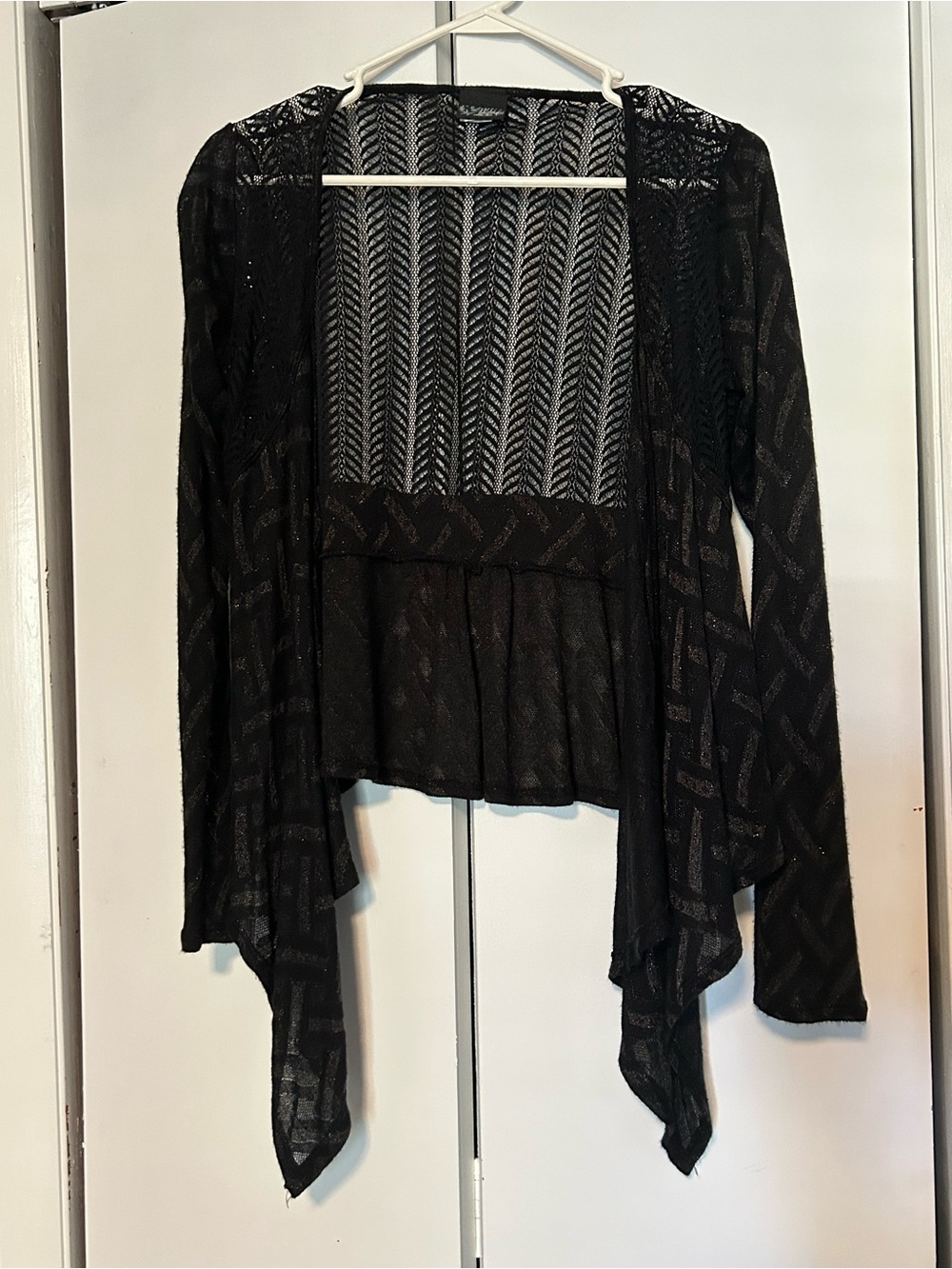 DayTrip Women’s Black Open-Front Lightweight Sweater Cardigan